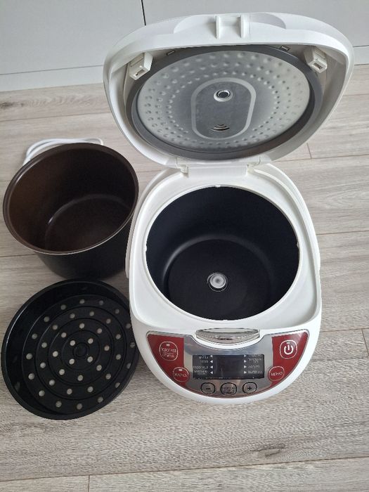 Продам мультиварку Moulinnex