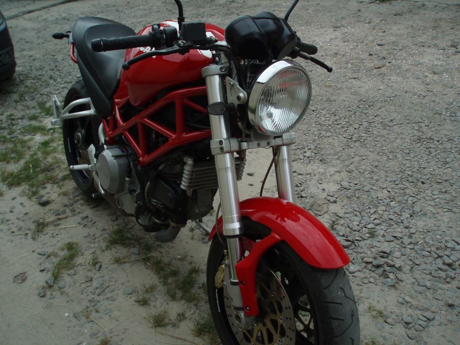 ducati monster S2R