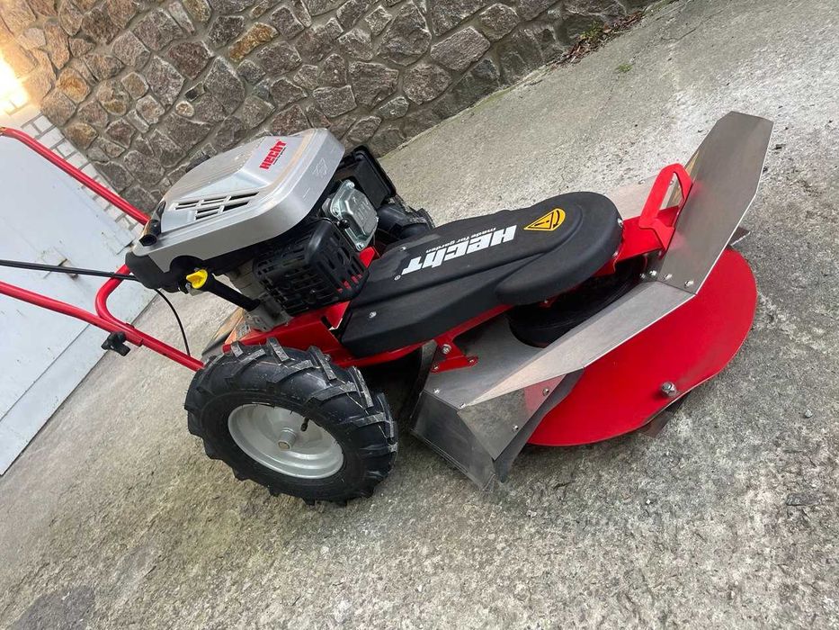 Продам сінокосарку HECHT 5060