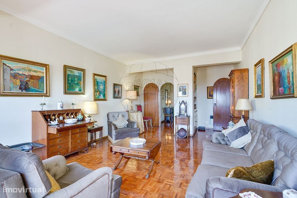 Apartamento T5 para venda