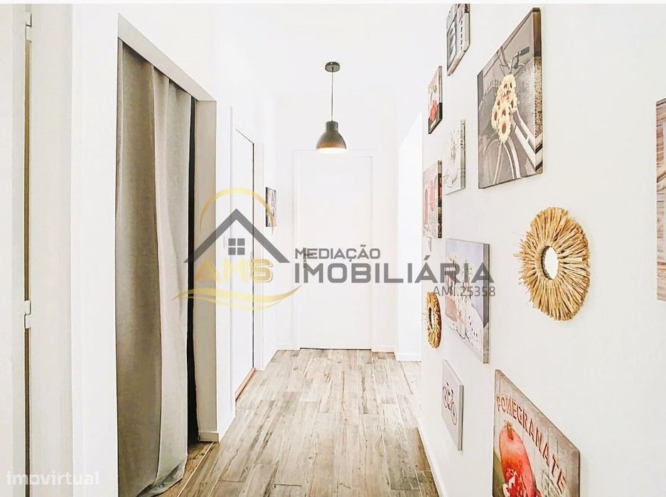 Moradia Independente Com Anexo Transformado Em T1