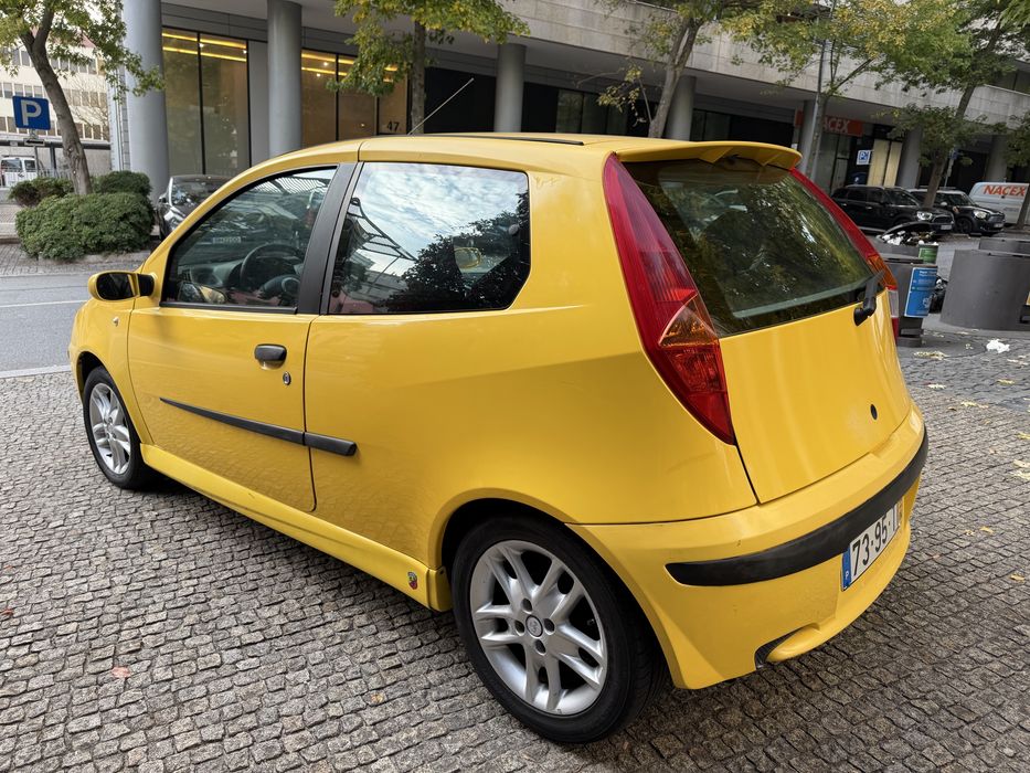 Vendo Fiat Punto Sport 1200 16v bancos Abarth Sparco