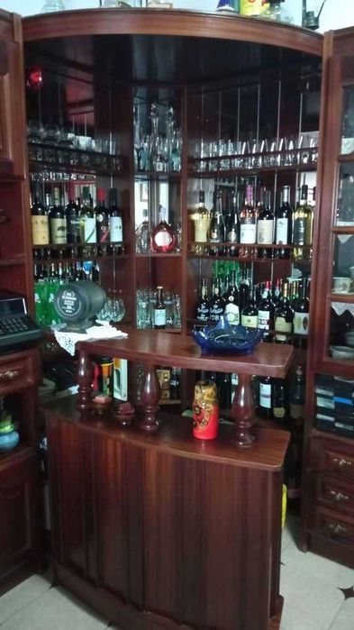 Móvel Bar Mogno (usado)+ oferta coluna de louça