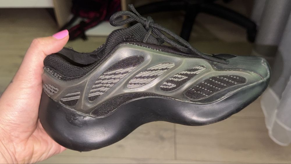 Кроссовки adidass