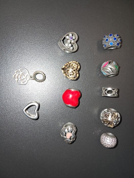 Oryginalna zawieszka YES charms do bransoletki