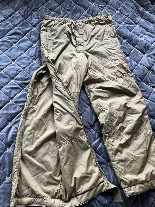 7 левел штани Британія