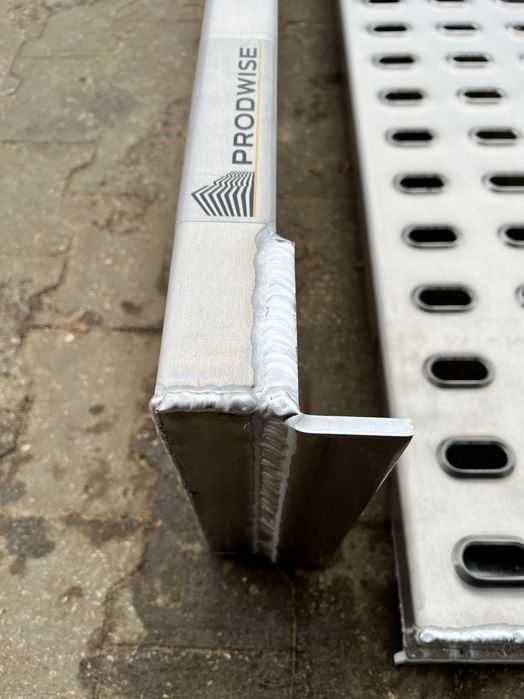 Najazdy / podjazdy / trapy wjazdowe aluminiowe Lohr 2,5 m (315mm x 2500mm) PRODUCENT (2m / 2,5m / 3m) (do przyczep, autolawet, lawet, pomoc drogowa)
