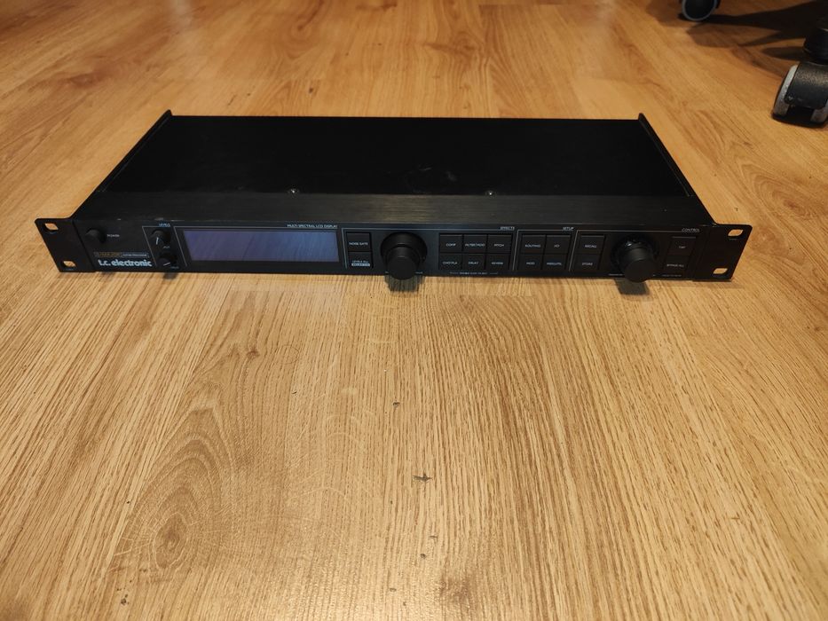 Processador de efeitos rack TC Electronic G-Major