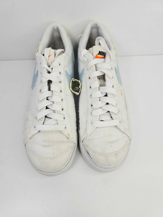 NIKE BLAZER LOWPLATFORM SE NN Trampki damskie białe rozm. 37,5