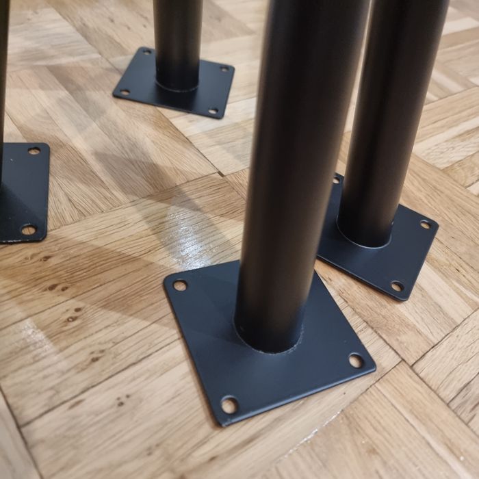 Zestaw 4 nóżek metalowych 40 cm czarne matowe