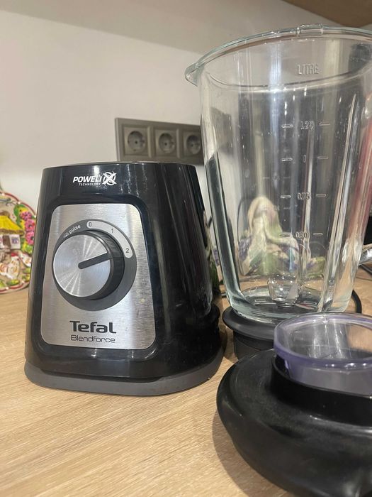 Блендер Tefal серії Blendforce.