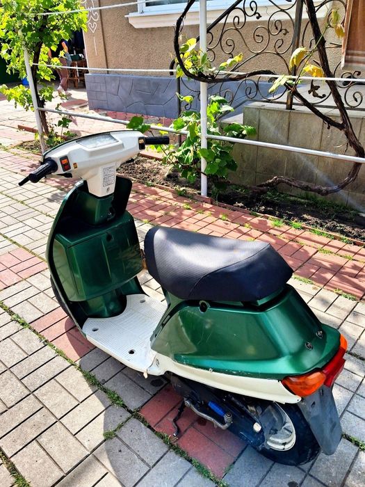 Скутер Yamaha mint