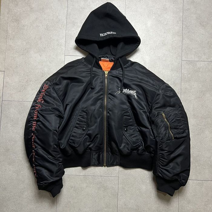 Бомбер Vetements/ куртка ветмо