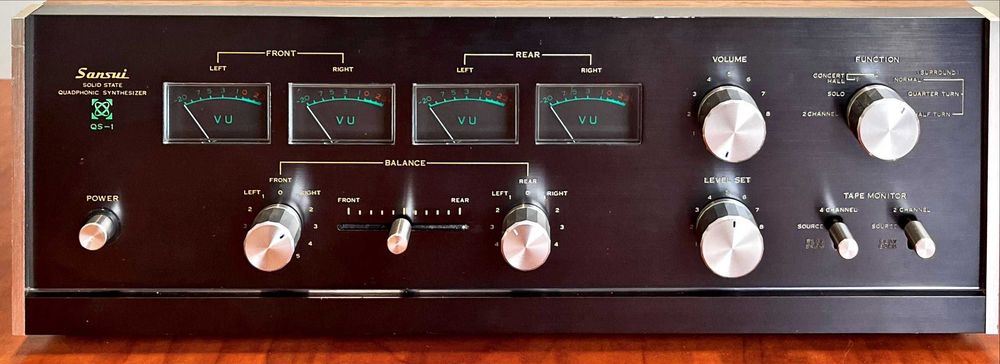 SANSUI QS-1 Quadeophonoc syntesizer