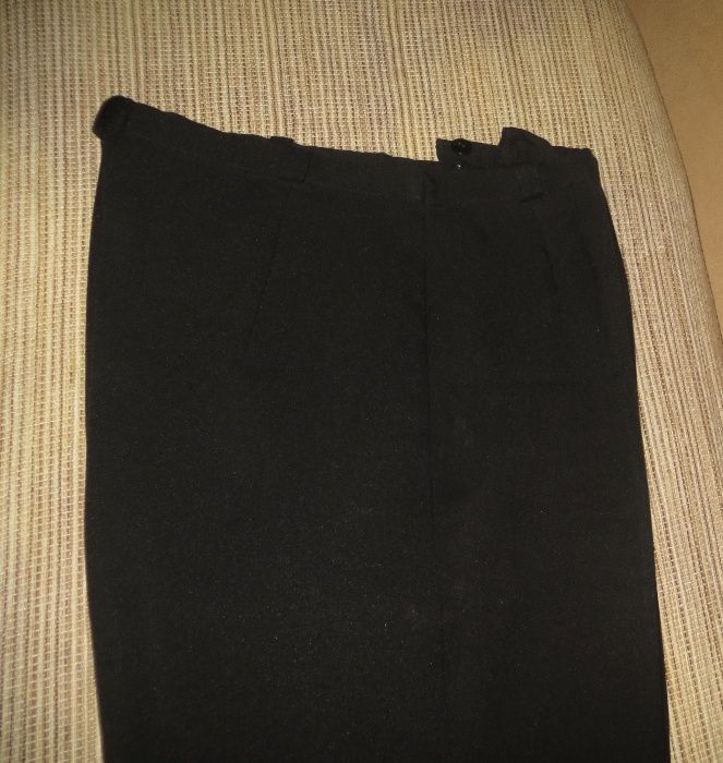 Calças clássicas, pretas, feitas à mão - XL- 42