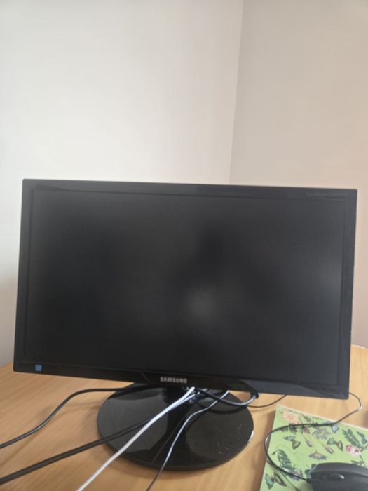 Monitor Samsung 22" -modelo LS22B150