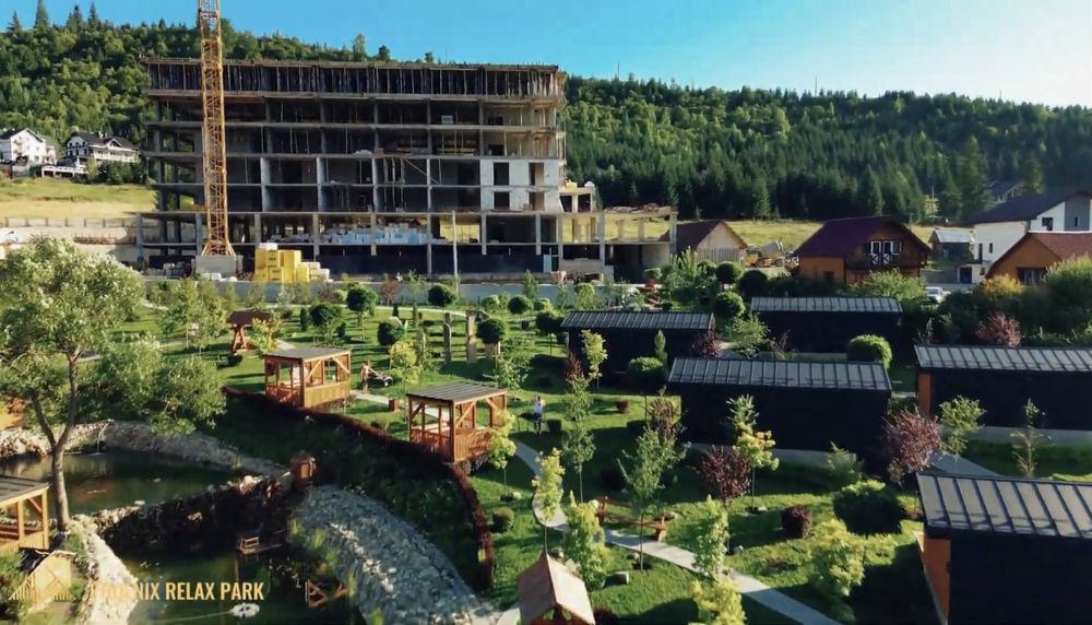 ТРЦ PHOENIX PLAZA 3км до центру Буковель,120м2,2200$/м2,магазин+оренда