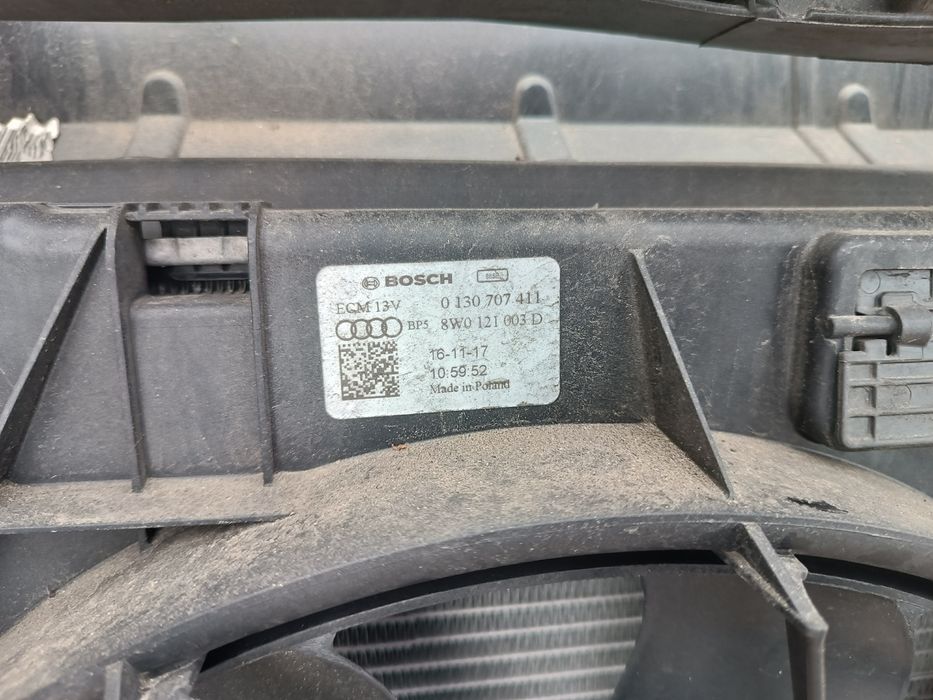 Панель установочна касета радіаторів в зборі телевізор Audi Q7 4M 3.0