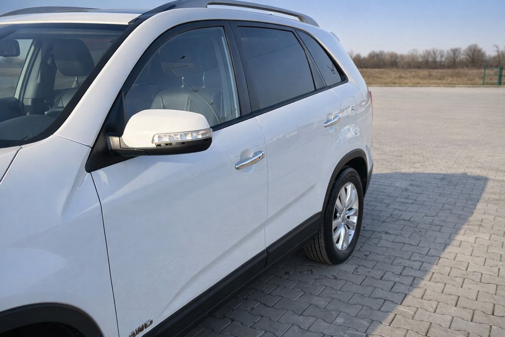 Пригнана з Європи - KIA SORENTO, оригінал пробіг, не фарбована