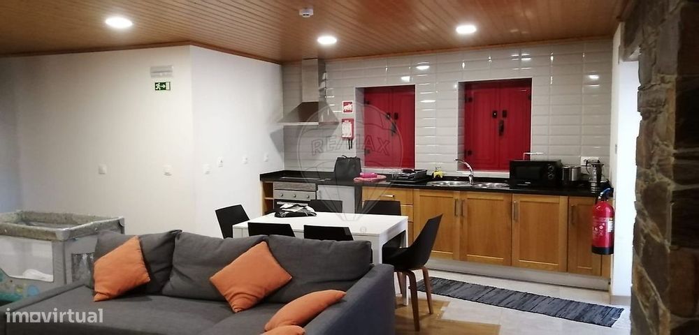 Moradia T4 para venda