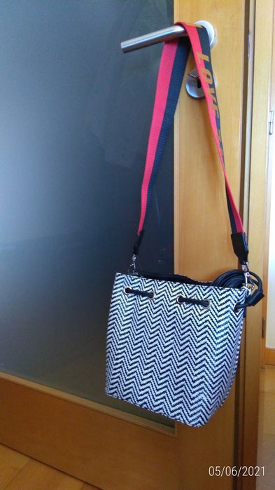 Mala carteira bolsa senhora NOVA