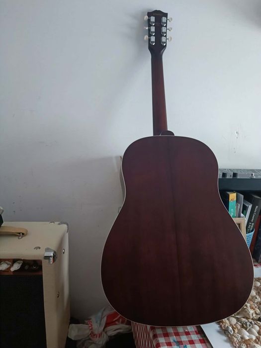 Gibson J45 banner ( réplica)