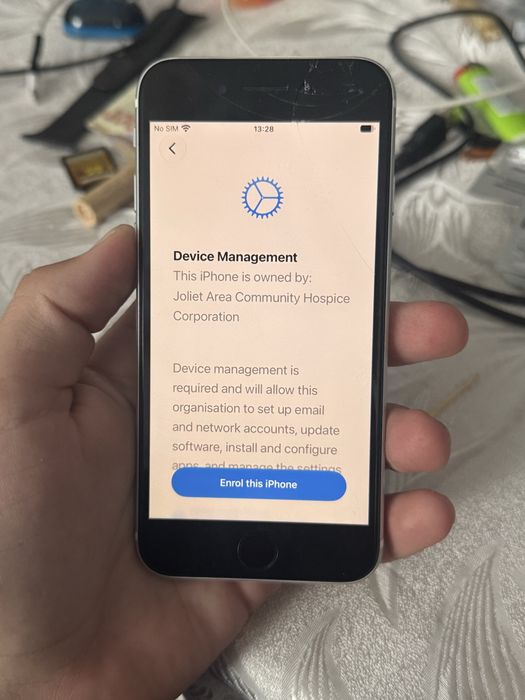 iPhone SE 3rg 2022 64 гб заблокований мдм