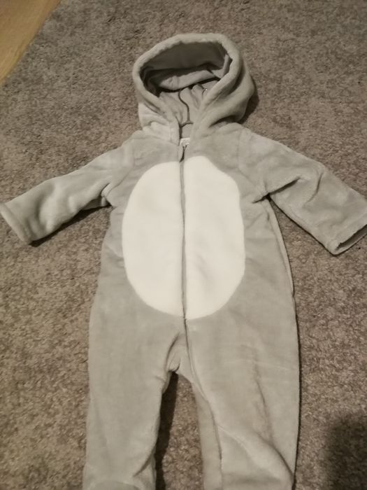 Kombinezon dziecięcy 68