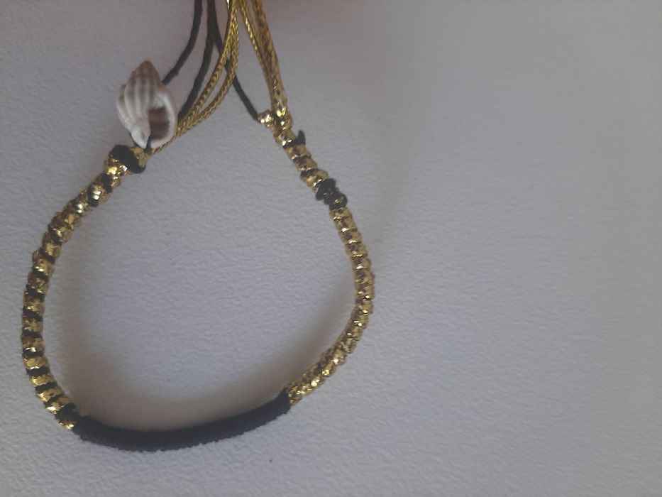 Colares e pulseiras  artesanais  unixesso  ou criança novas
