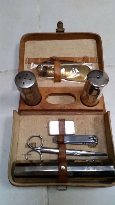 Estojos de toilette antigos