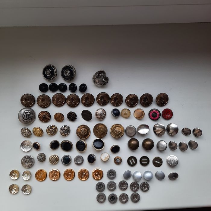 Пуговицы СССР ,Серп и Молот,Винтаж