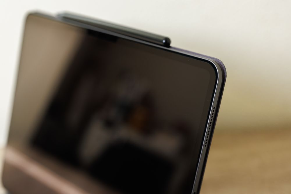 iPad Pro 13” (M4, 2024) + клавиатура+ стилус