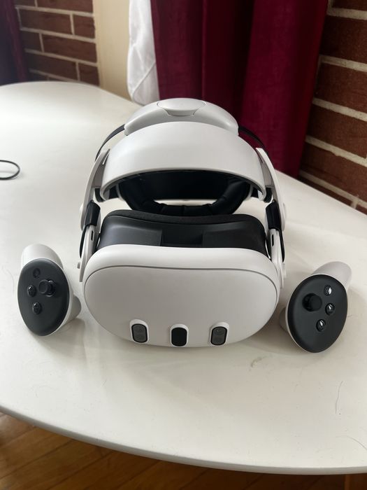 продам oculus quest 3