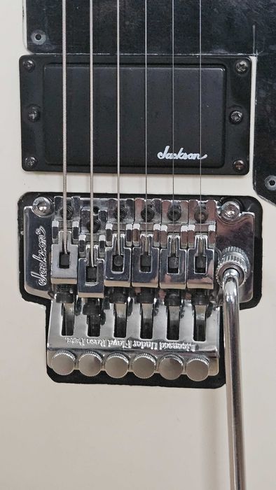 gitara Jackson JS 30 thrashmachine Video
