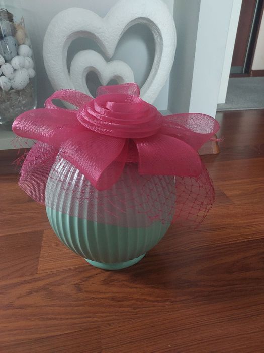 Fascynator ozdoba na głowę na opasce Kolor fuksja