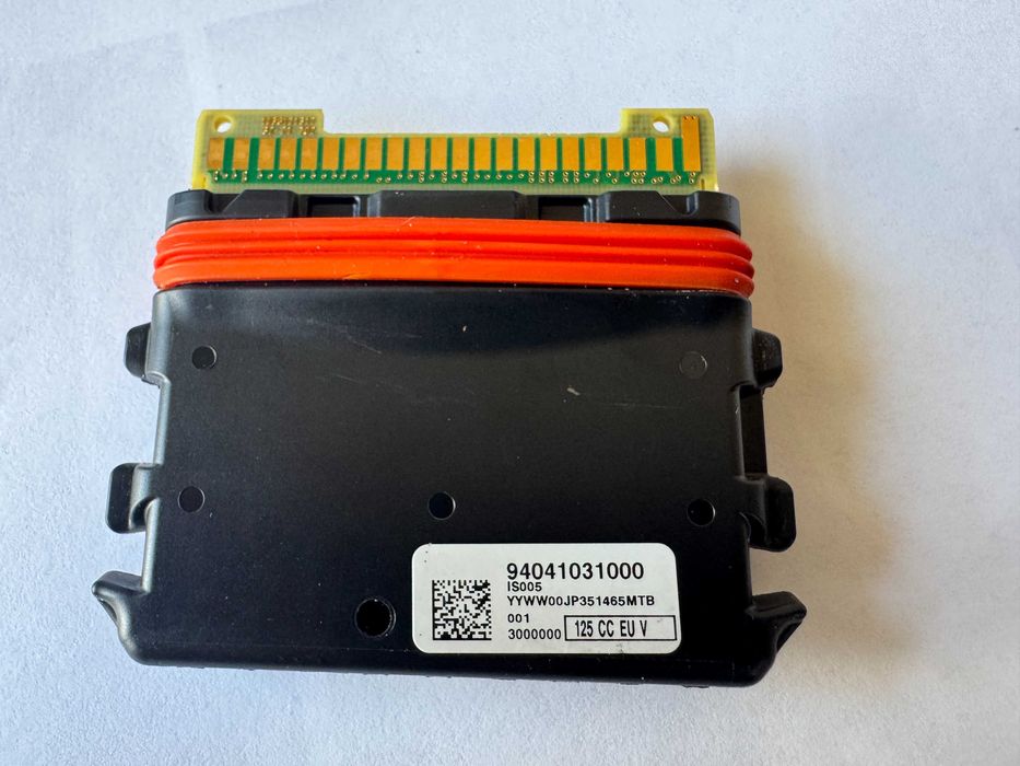 Sterownik komputer ECU KTM 125 Duke  2022. ECU 94041031000