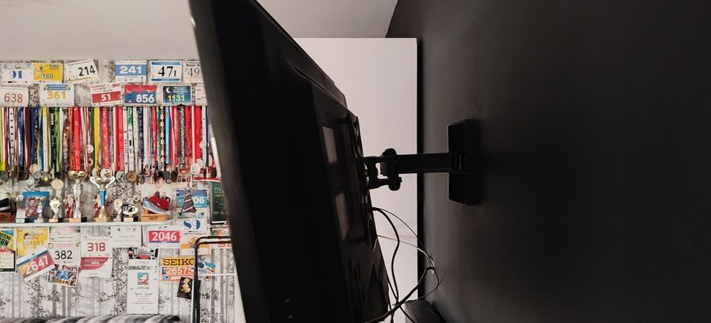 Sprzedam telewizor LG 42 całe