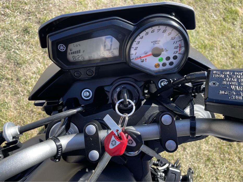 Мотоцикл Yamaha FZ8 Файзер