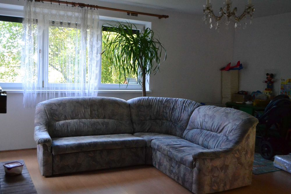 Narożnik rozkładany z funkcją spania plus fotel