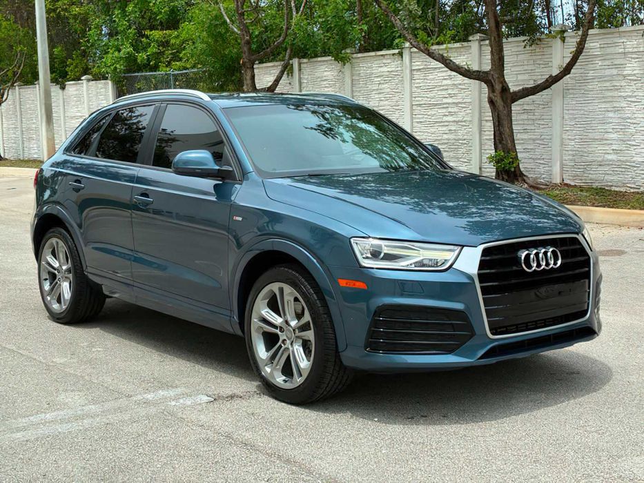 Audi Q3 Premium      2018