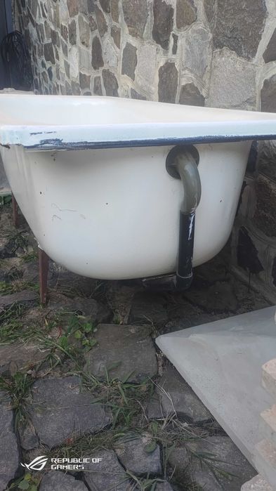 Продам ванну у Прилуцькому