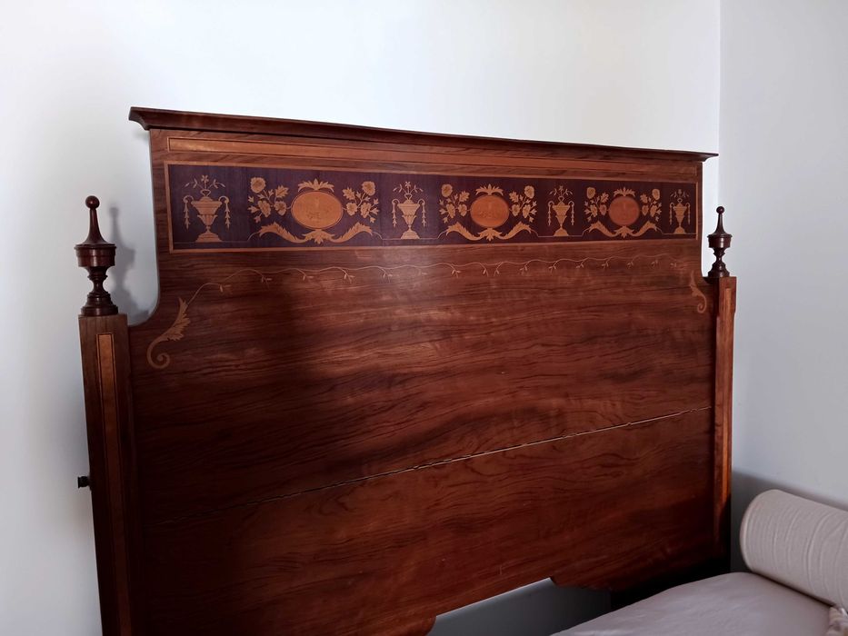 Cama Casal estilo D.Maria