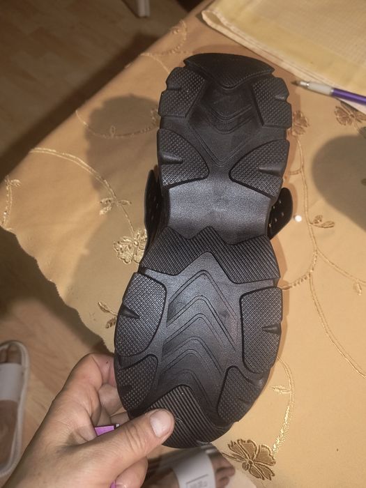 Buty rozmiar 42.