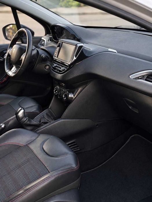 Peugeot 208 1.6 GTLine | 2017 | 67.000 km