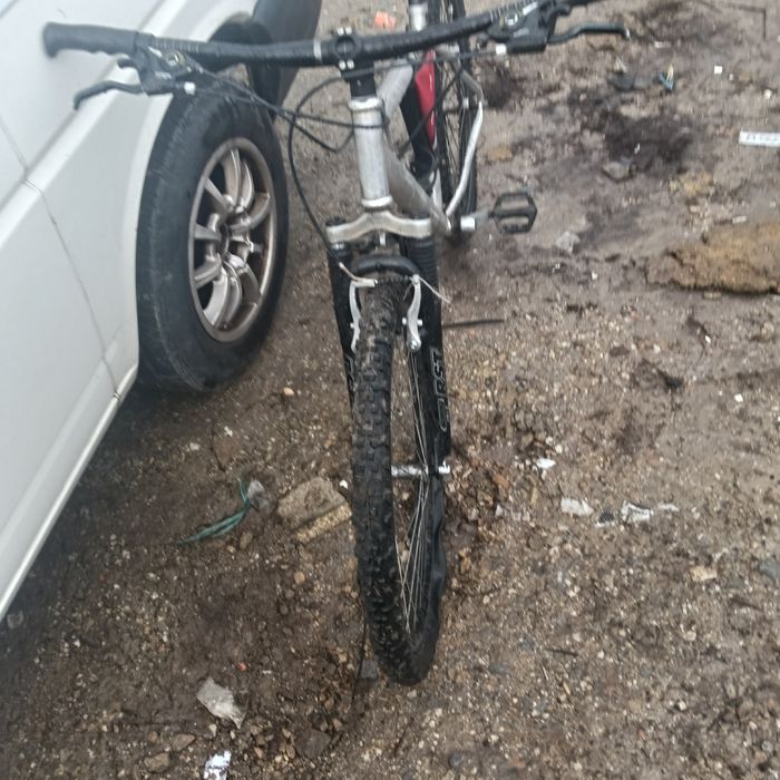 Bicicletas em estado aceitável