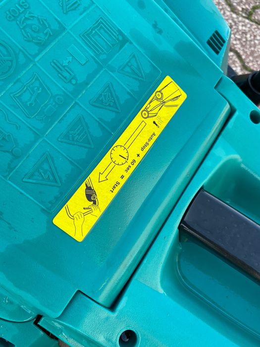 Corta relva bosch rotak 32 de 1200 W em excelente estado