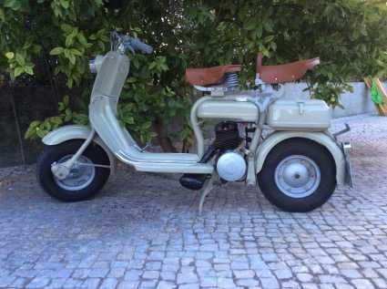 Lambretta 125D - 1956 - restaurado - vintage - matricula Belgica