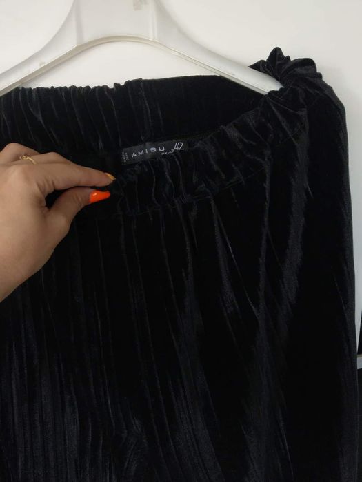 Amisu r42 XL aksamitne spodnie