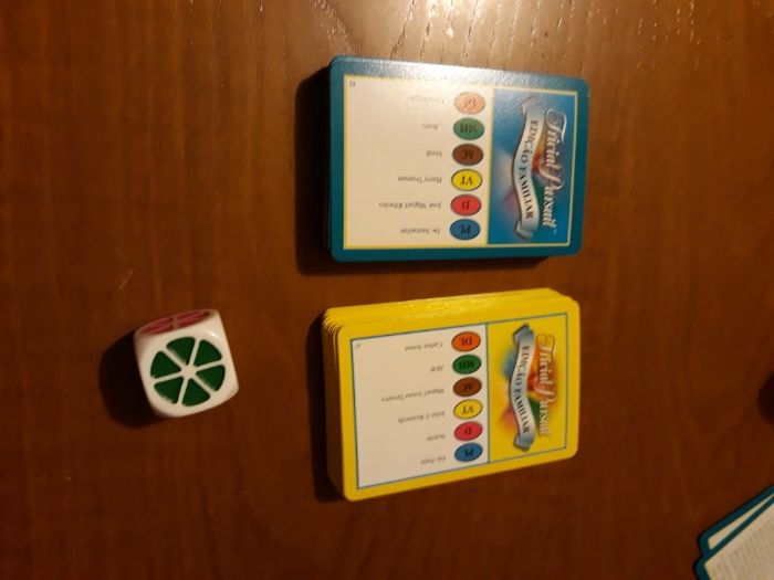 Jogo Trivial Pursuit NOVO portes incluídos