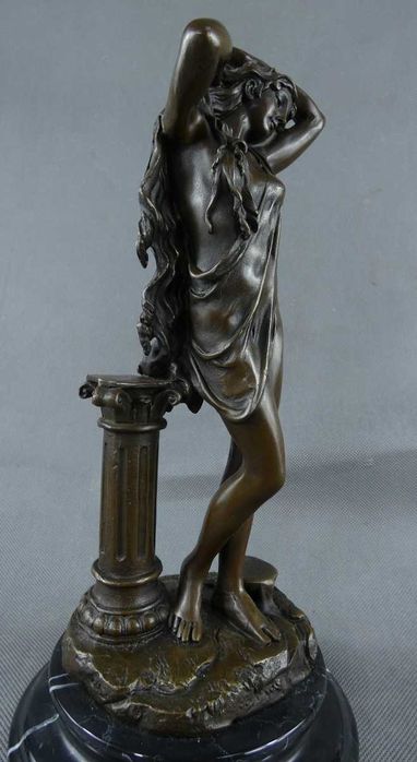 AKT Kobieta Bogini BRĄZ marmur figura RZEŹBA sygnowana 31 cm